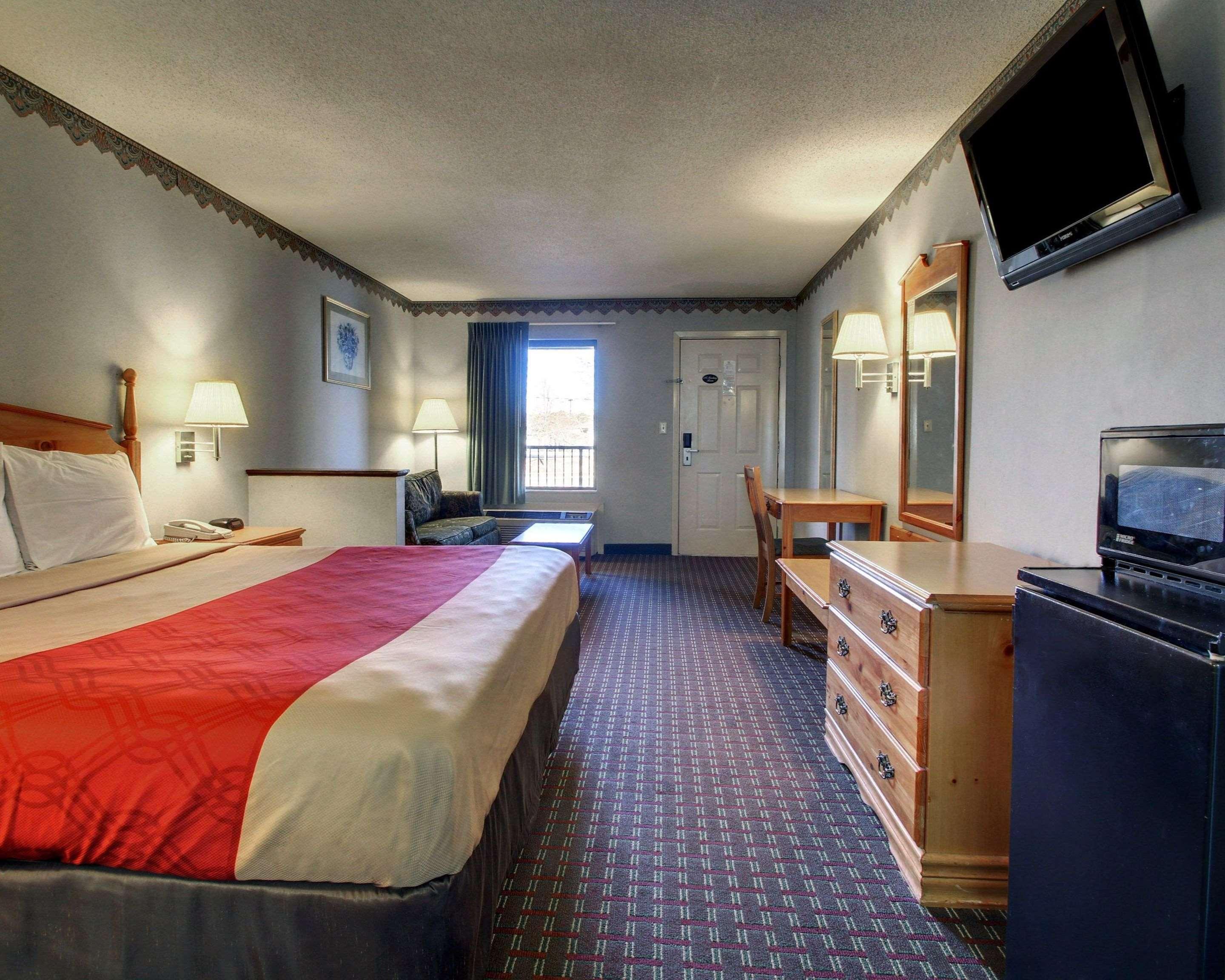 Econo Lodge Клінтон Екстер'єр фото
