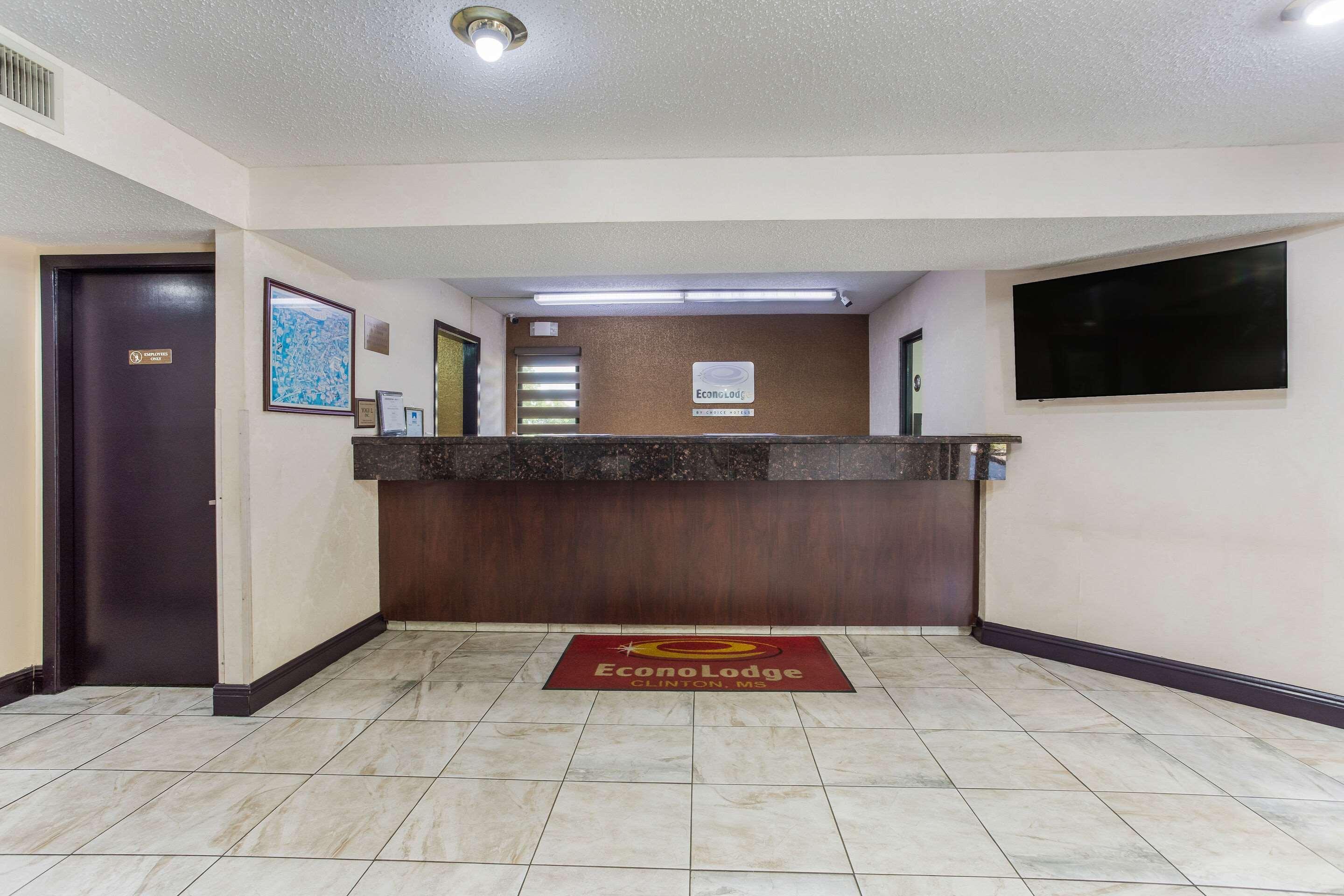 Econo Lodge Клінтон Екстер'єр фото