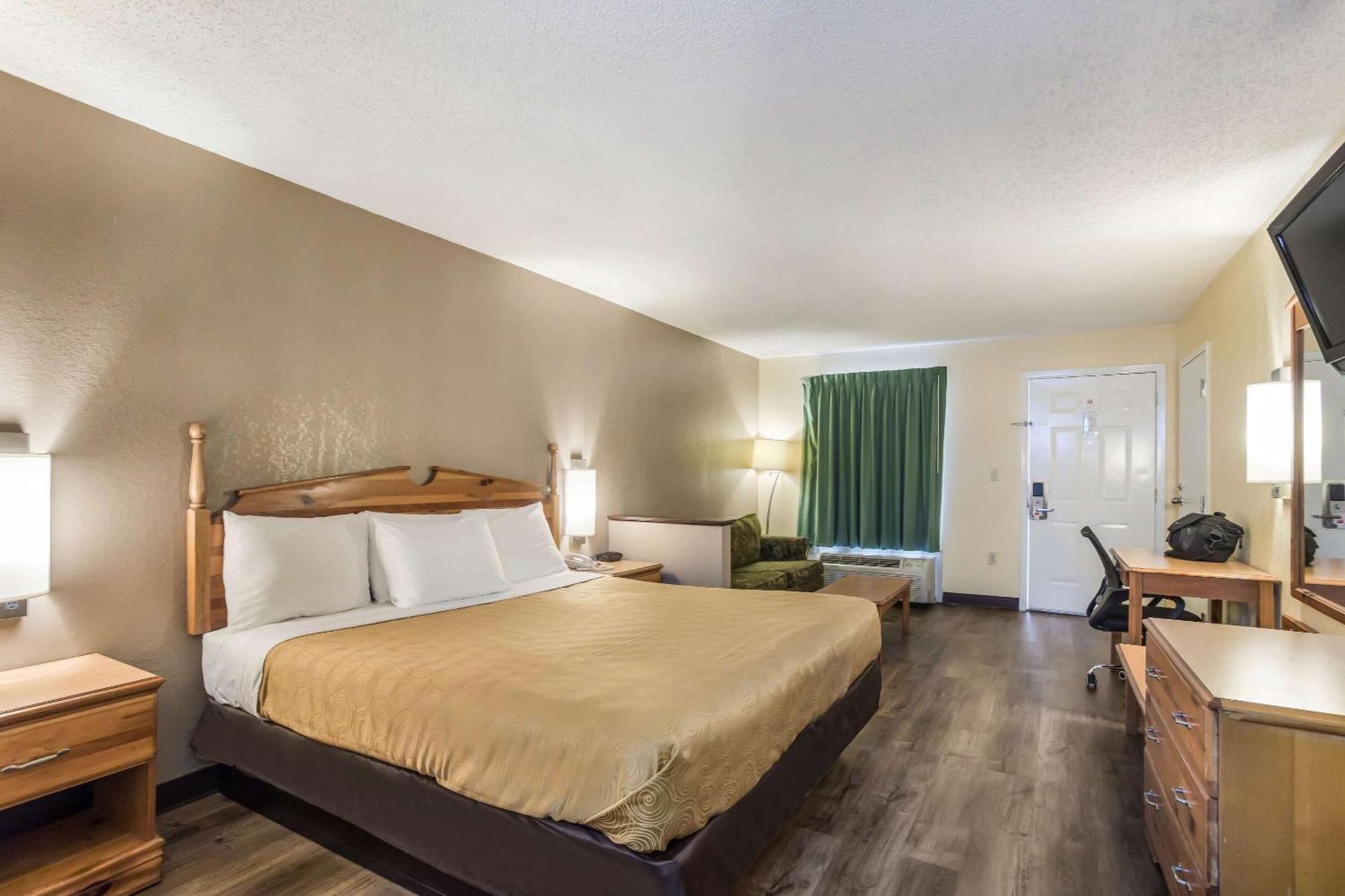 Econo Lodge Клінтон Екстер'єр фото